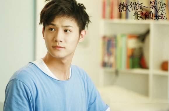 郑业成在线视频,魅力演绎，情感共鸣